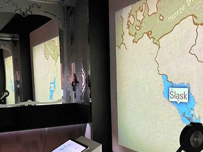 wystawa przedstawiająca mapę Śląska